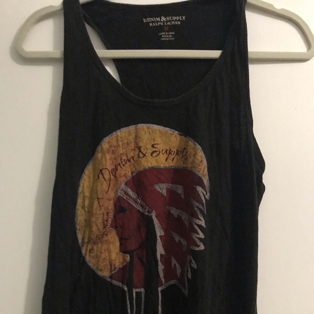 Lovely Ralph Lauren top